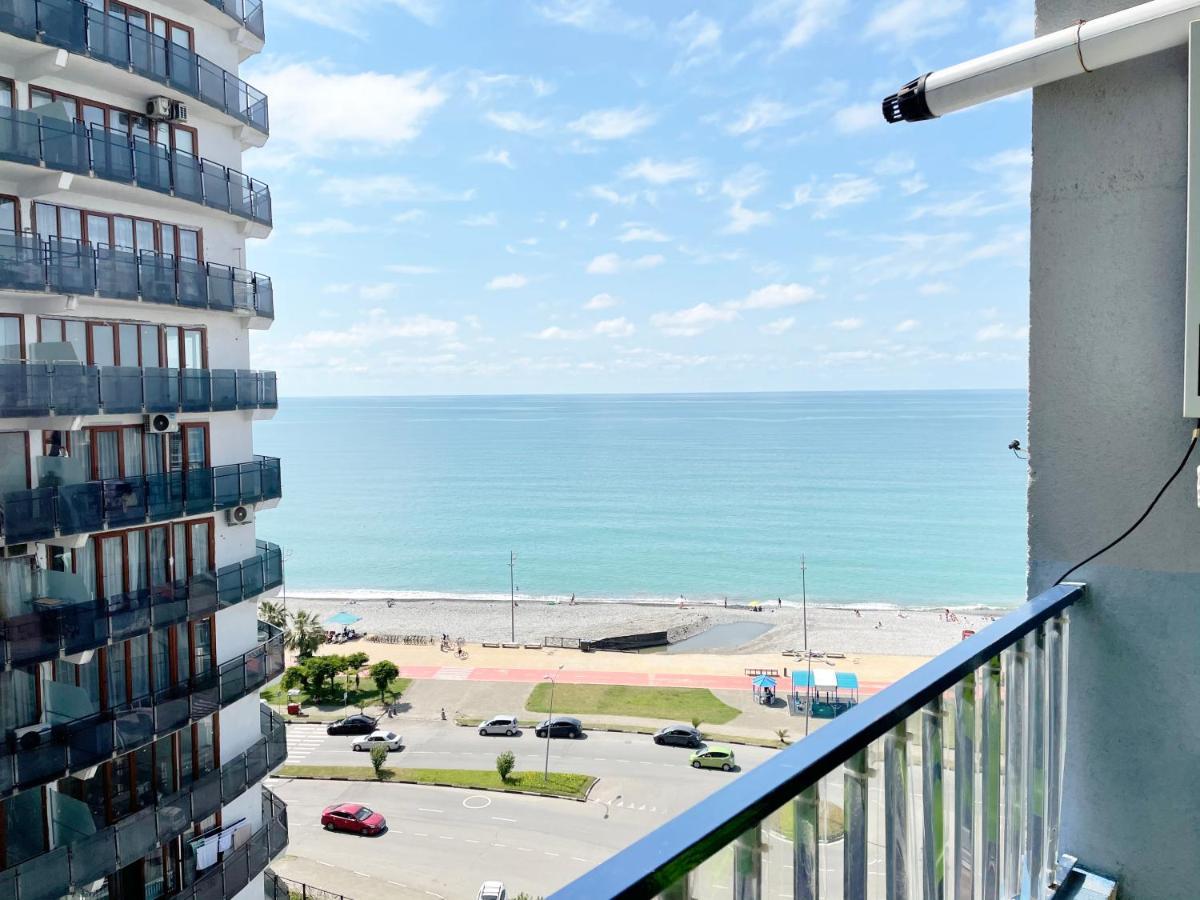 Beautiful Horizon First Line Batumi Exterior foto